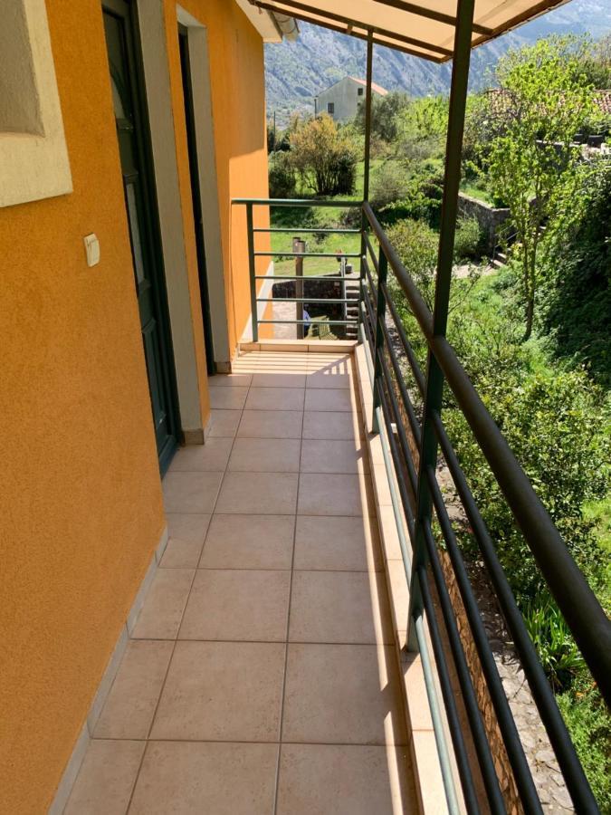 Apartman Barbara Kotor Dış mekan fotoğraf